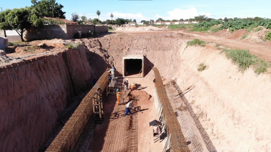 Obra de macrodrenagem beneficiará sete bairros em Três Lagoas