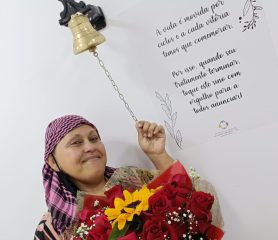 Outubro Rosa: Micheli vence câncer de mama com apoio da família e muita fé