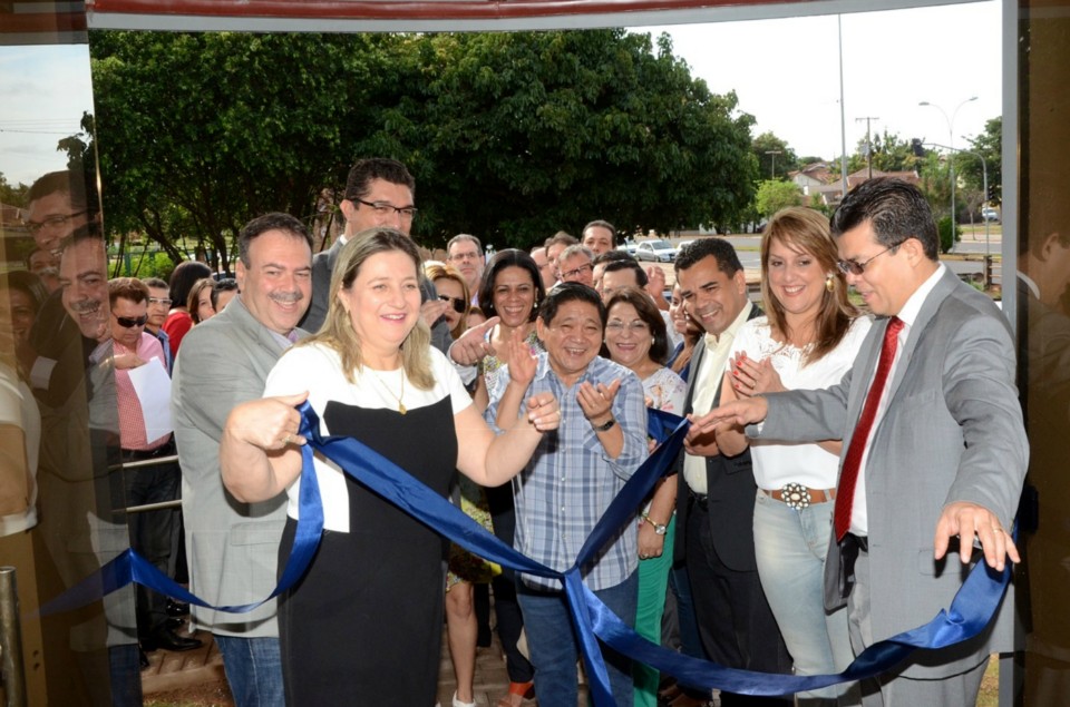 Prefeito Gilmar Olarte inaugura nova sede do IMPCG