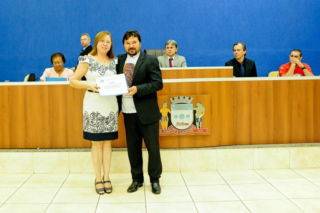 Câmara realiza entrega do Diploma Zumbi dos Palmares