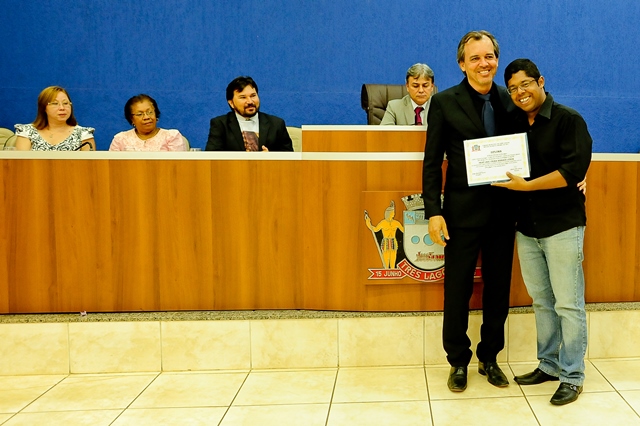 Câmara realiza entrega do Diploma Zumbi dos Palmares