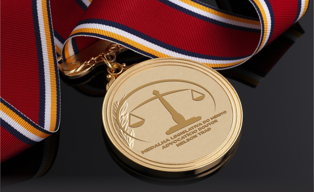 Solenidade outorga Medalha do Mérito Advocatício 'Doutor Nelson Trad'