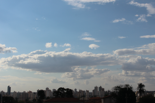 Céu de Campo Grande nesta tarde terça-feira (22) (Foto: Gabriela Pavão/ G1 MS)