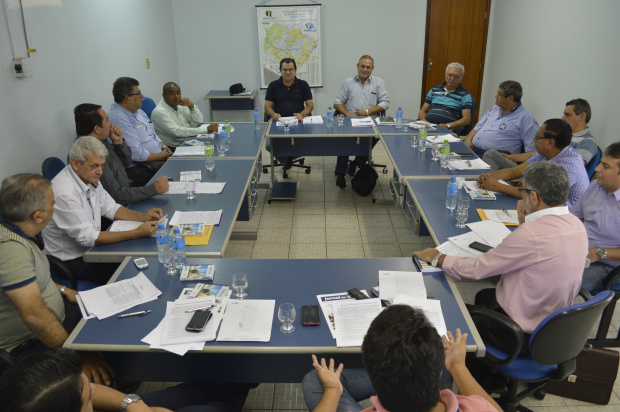 Sindicalistas que integram a Federação dos Empregados no Comércio e Serviços de Mato Grosso do Sul- Fetracom/MS. (Wilson Aquino/Assessoria)