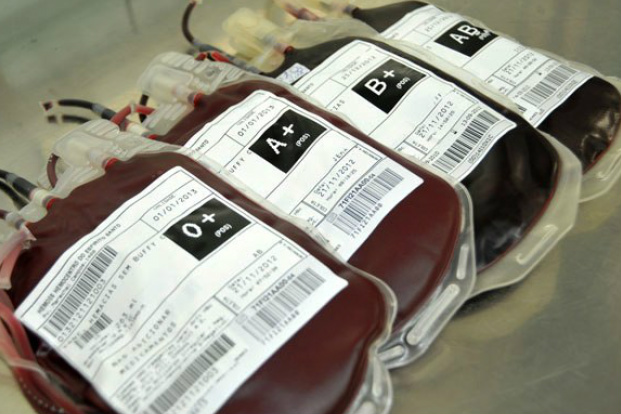 Projeto obriga SUS a fornecer sangue e medicamentos a pacientes