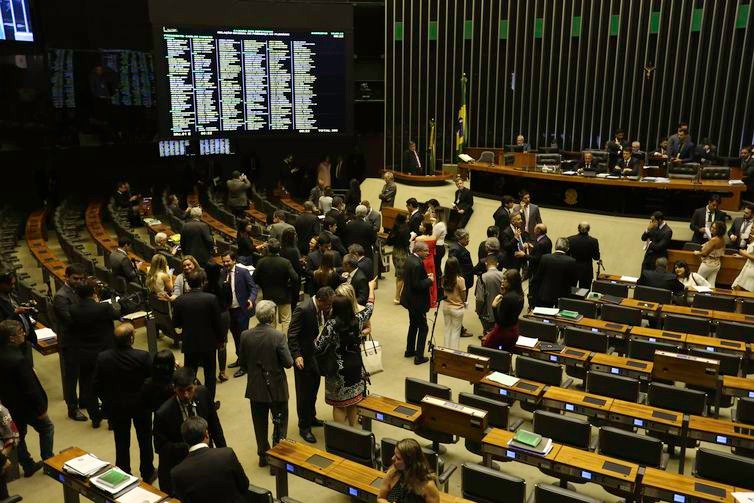 Câmara dos Deputados encerrou a sessão sem votar nenhum projeto - Fabio Rodrigues Pozzebom/Agência Brasil