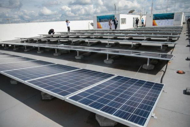 m 2015, a Agência Nacional de Energia Elétrica (Aneel) estimava que até 2024 poderiam ser instalados até 620 mil painéis voltaicos em telhados residenciais - José Cruz/Agência Brasil