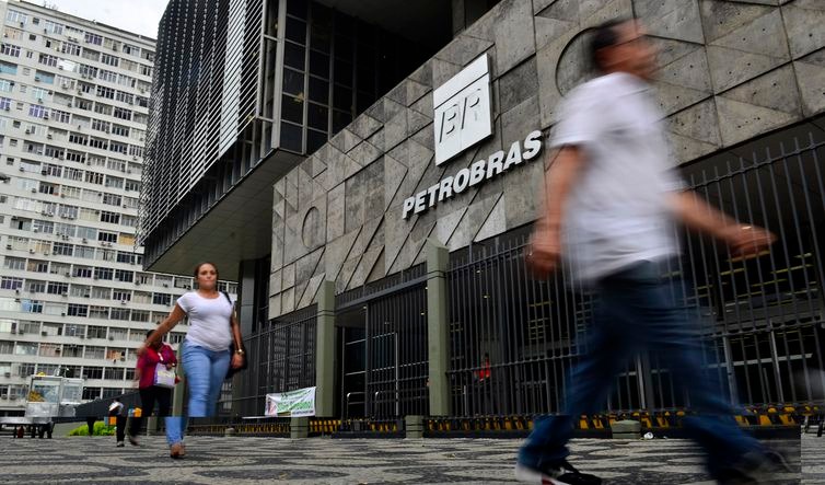 Lucro líquido da Petrobras é de R$ 6,6 bilhões   (Fernando Frazão/Agência Brasil)