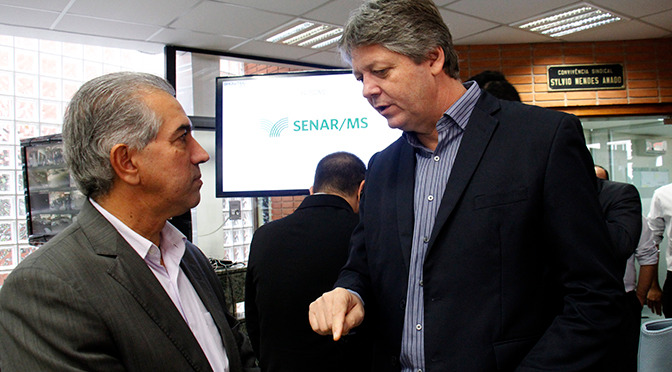 Governador Reinaldo Azambuja e o secretário da Semagro, Jaime Verruck. Assessoria