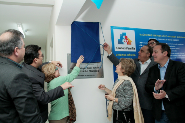Na inauguração da UBSF Paulo Coelho, prefeito anuncia mais quatro unidades