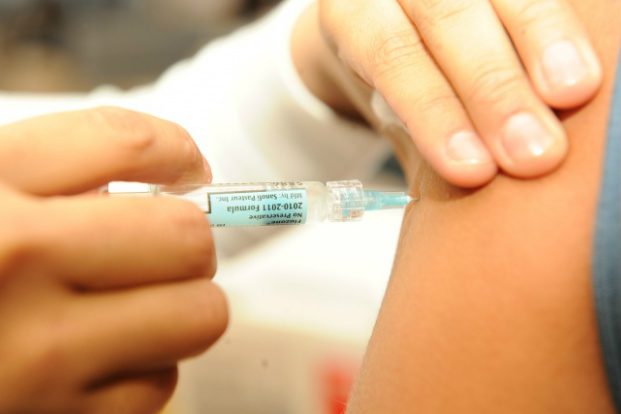 Segunda dose de vacina contra HPV vai imunizar 67,4 mil meninas no Estado
