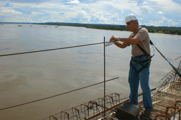 Instituto realiza supervisão ambiental em ponte sobre Rio Paraná