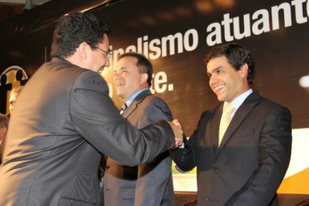 Vice-presidente da CNM Beto Pereira prestigia posse da Assomasul