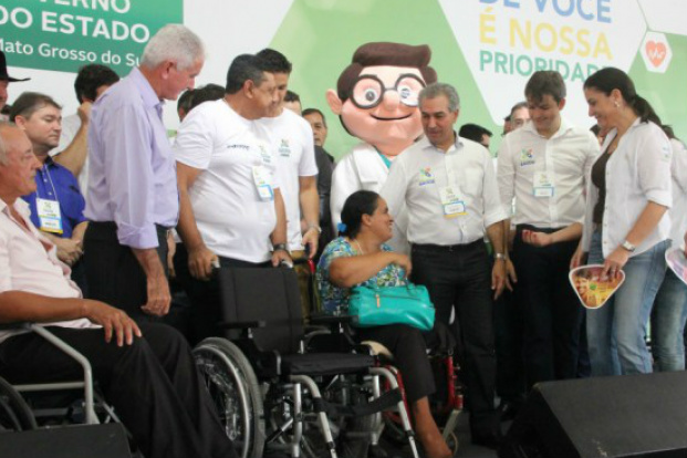 'Hemodiálise e qualidade de serviços são prioridades para Coxim', diz Reinaldo