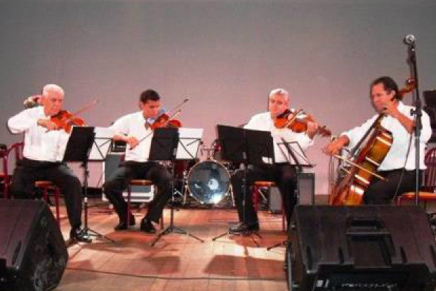 Quarteto entre Cordas apresenta espetáculo gratuito 'Som das Cordas'