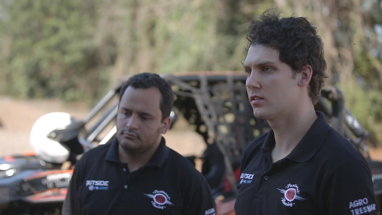 Breno (esquerda) e Marcello (direita) formam a equipe Pantanal Racing no Rally dos Sertões. Fotos: Divulgação 