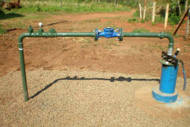 Sanesul ativa poço em Camisão e garante abastecimento de água
