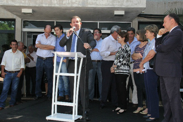 Eduardo Rocha participa da entrega de viaturas para agências da Iagro