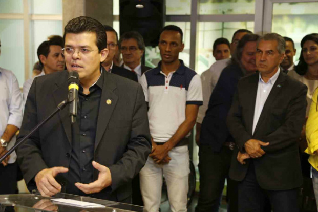 Prefeito Gilmar Olarte reforça parceria em inauguração da sede da Funtrab