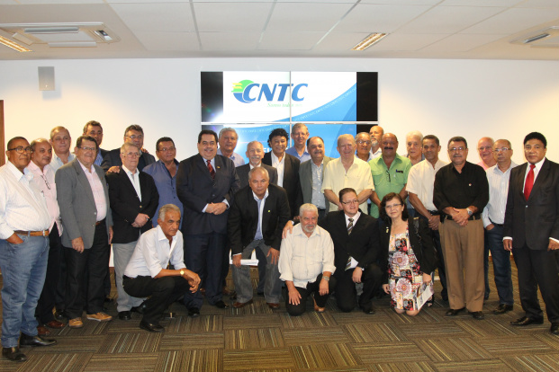 Nova diretoria da CNTC eleita em Brasilia tem sindicalistas de MS.